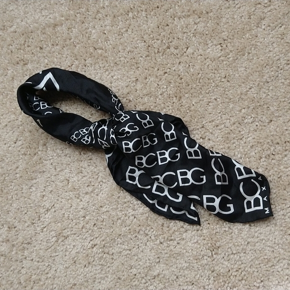 BCBG Max Azria silk scarf - Picture 3 of 4